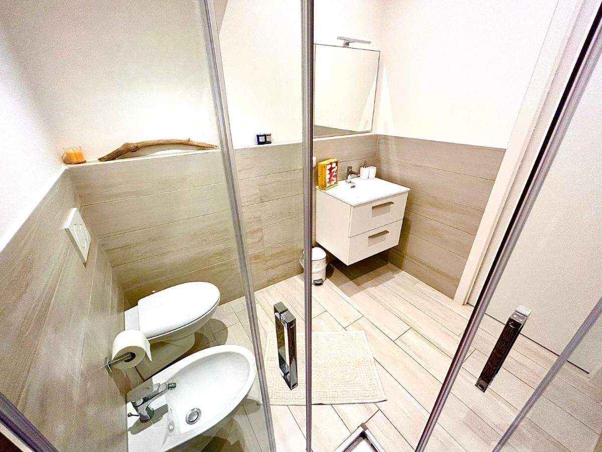 B8 Apartment Bari Eksteriør bilde